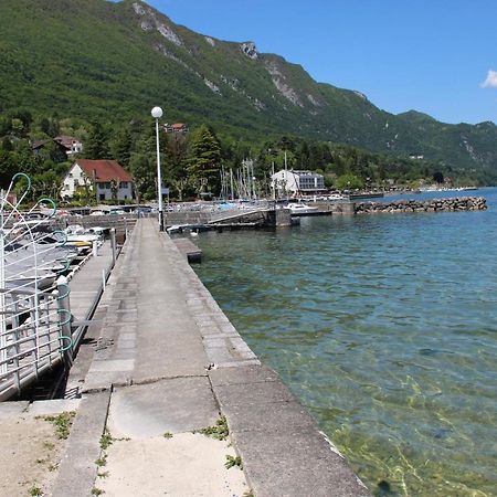Pieds Dans L'Eau Au Lac Du Bourget Le Bourget-du-Lac Exterior foto