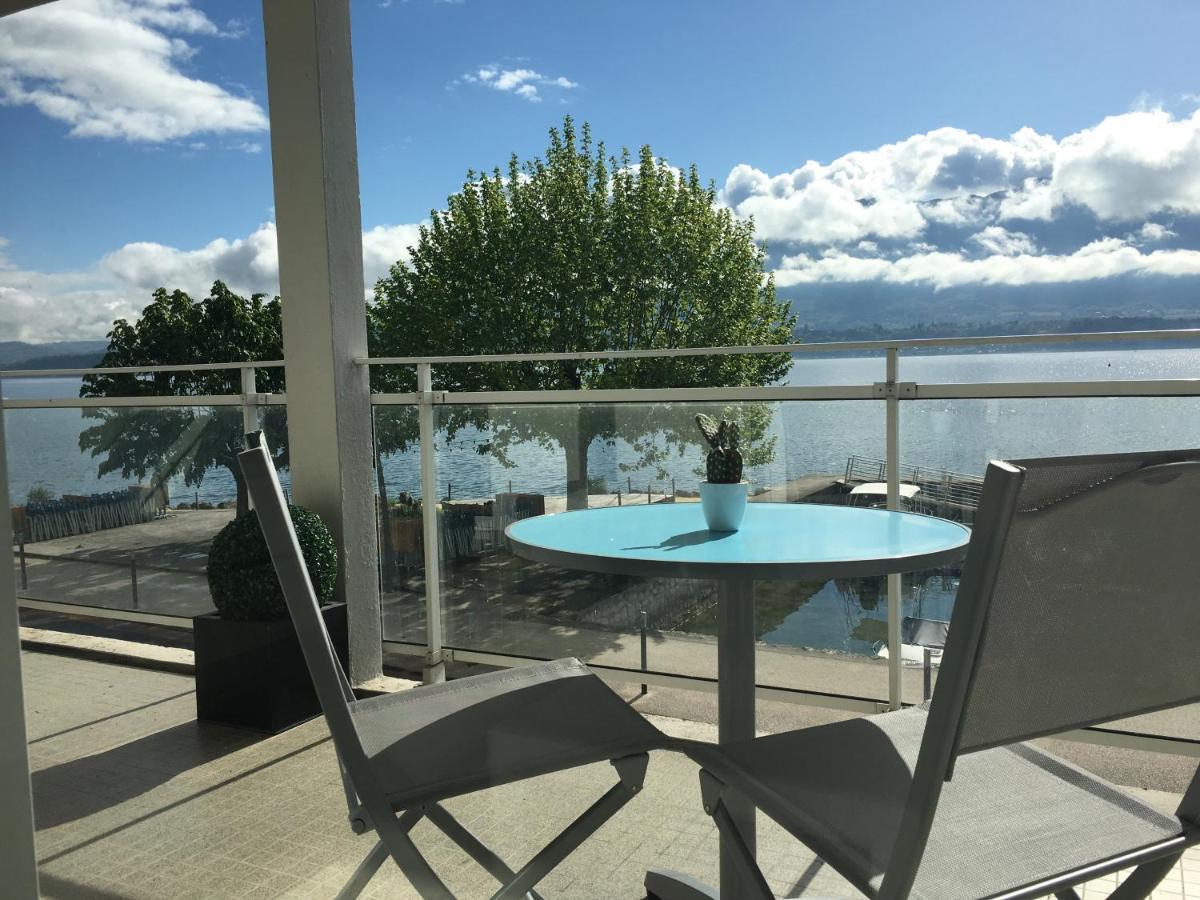 Pieds Dans L'Eau Au Lac Du Bourget Le Bourget-du-Lac Exterior foto